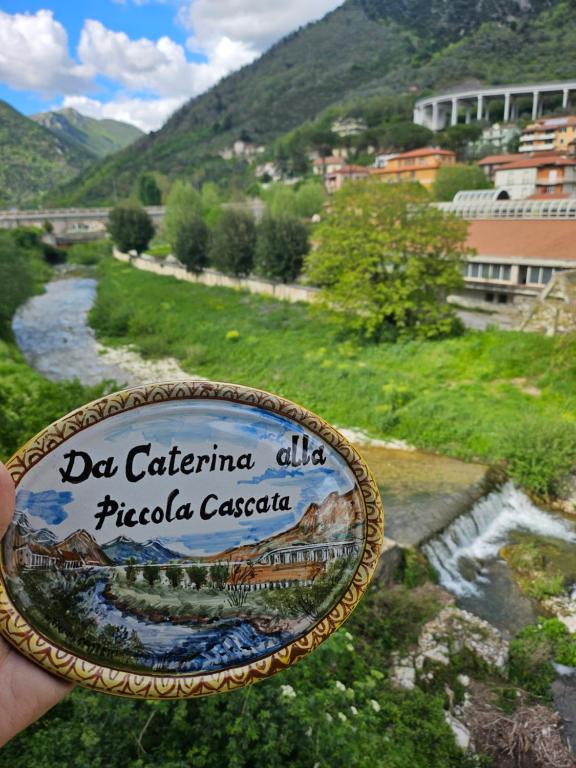 Da Caterina alla piccola cascata