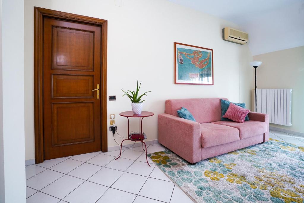 La casa di Azzurra Centro Città Appartamento fino a 4 posti letto e 2 bagni