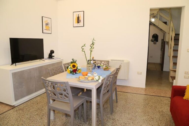 Salento 61 Home