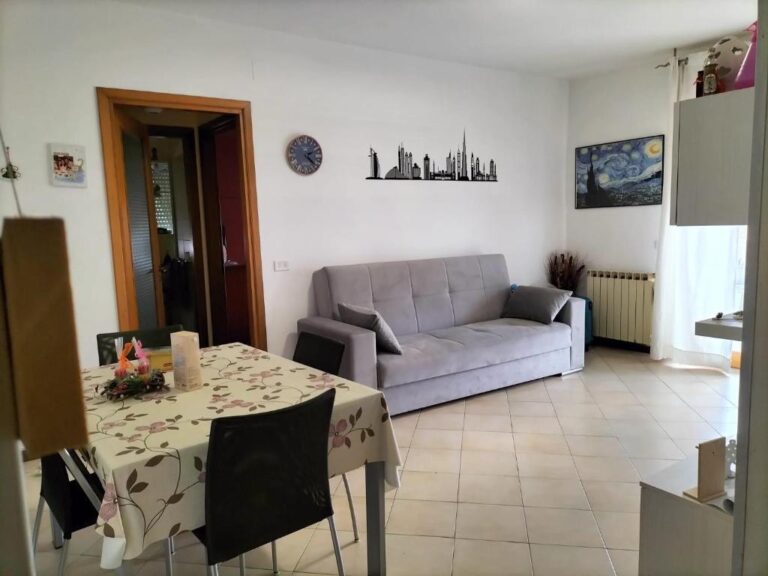 Theo's House