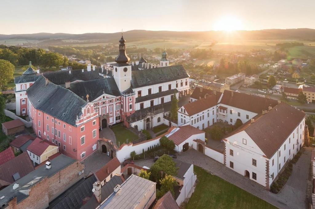 Adrspach family apartment