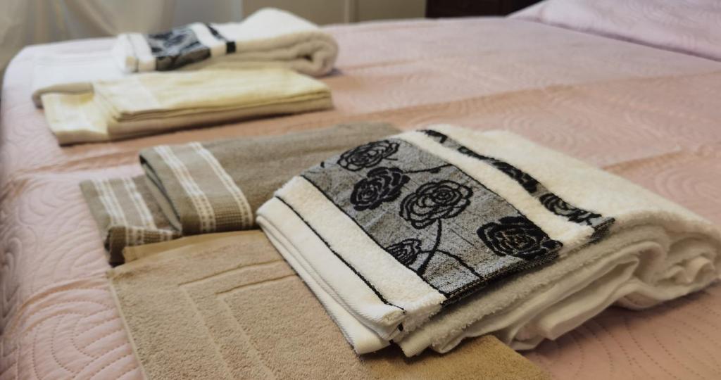 Angela Home - Rooms