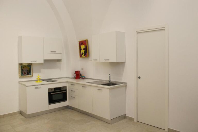 B&b Bianco Apartments