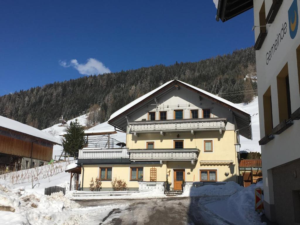 Ferienwohnung Zedlacher