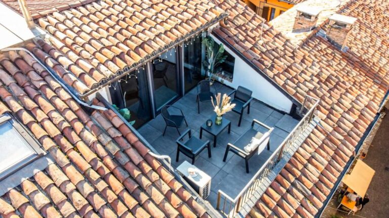 Piazza San Secondo-Dimora con terrazza- Wi-Fi e Ac