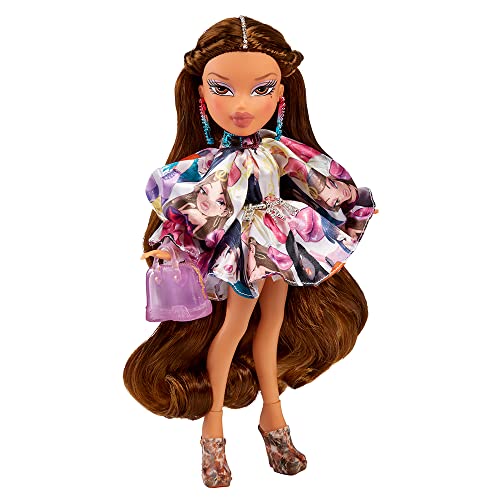 Bratz x GCDS Bambola alla moda YASMIN in edizione speciale - Con vestito, accessori, spazzola per capelli e altro -