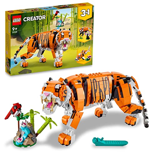 LEGO Creator 3 in 1 Tigre Maestosa, Si Trasforma in Panda o Pesce Koi, Set da Collezione con Figure di Animali