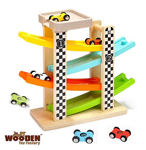 The Wooden Toy Factory - Pista per Macchinine Click Clack in Legno Set con 6 Macchine – Include Area Parcheggio –