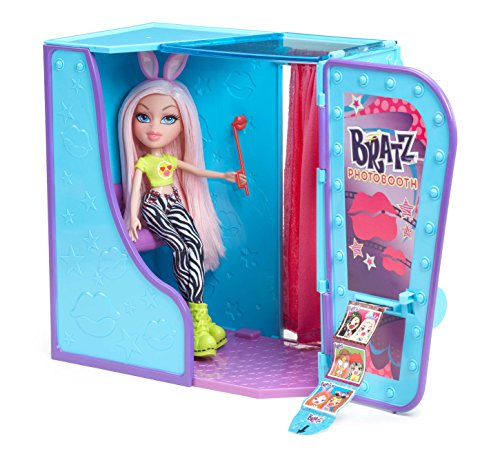 MGA 538 066 - Bratz Selfie Snaps Photo Booth Playset con la bambola