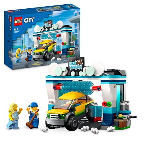 LEGO City Autolavaggio, Gioco per Bambini e Bambine di 6 Anni, Set con Spazzole Rotanti, Macchina Giocattolo e 2