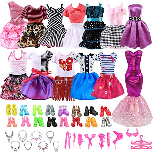 49 pezzi vestiti Compatibili con bambole Barbie 11 vestiti + 20 scarpe + 5 catene + 5 grucce + 1 bicchieri + 7 set